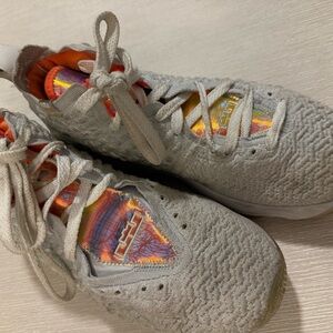 Nike Lebron XVII Future Air